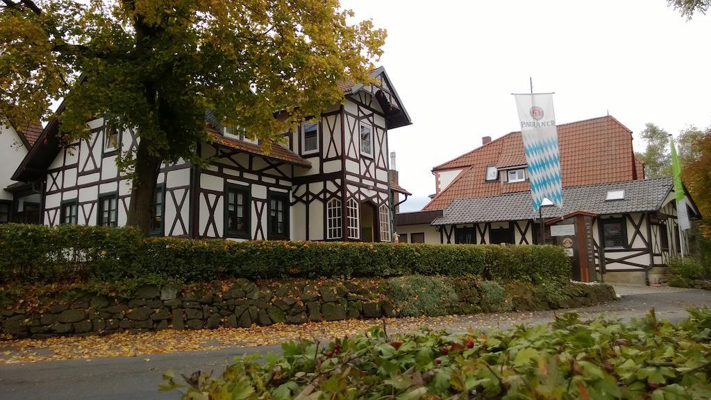 Landhotel Vierjahreszeiten 바트 쾨니히스호펜 임 그랍펠트 외부 사진